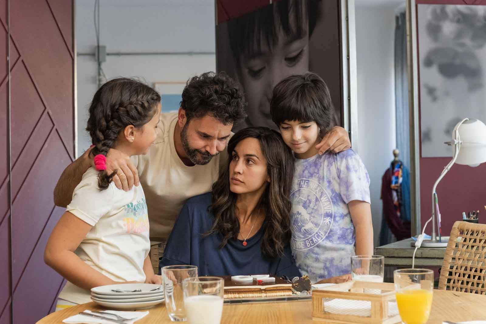 Netflix Wenn Ich Das Gewusst Hätte Besetzung Wenn ich das gewusst hätte: Bild Megan Montaner, Miquel Fernández - 1