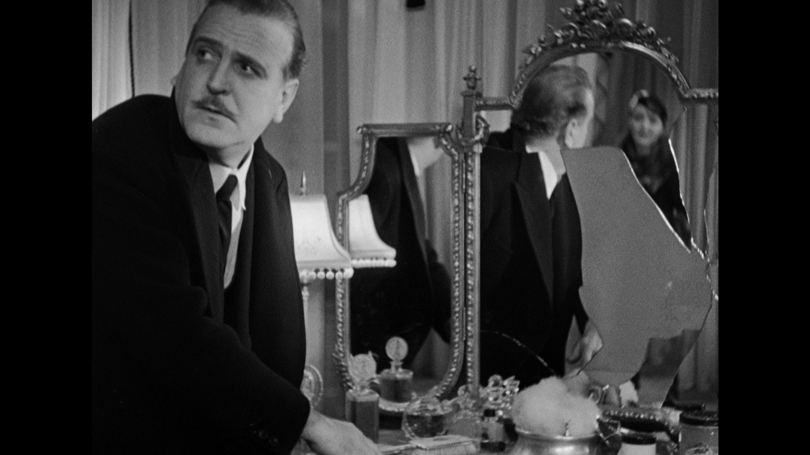 Foto zum Film The Kiss Before The Mirror Bild 8 auf 10 FILMSTARTS.de