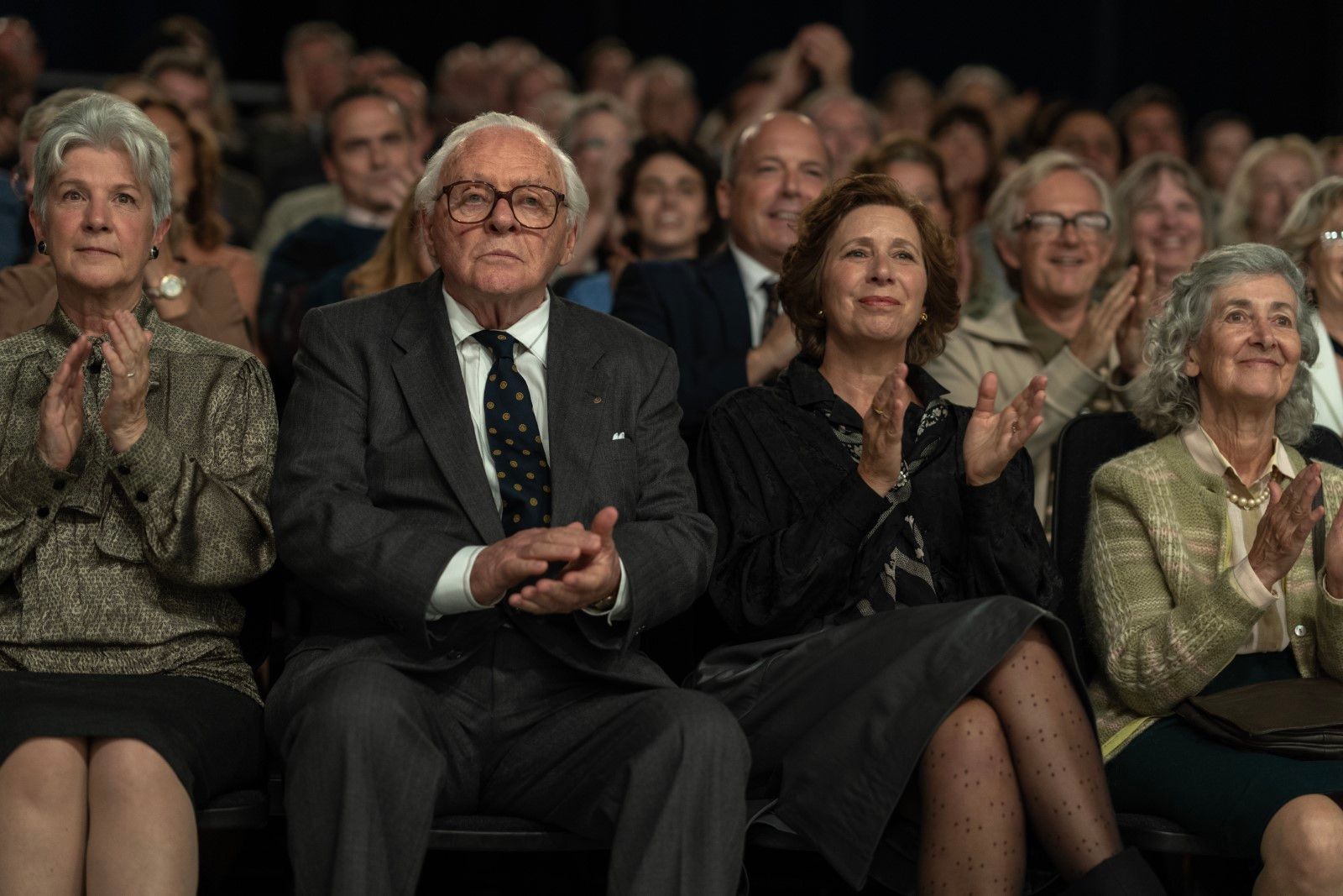 Foto zum Film One Life - Bild 2 auf 22 - FILMSTARTS.de