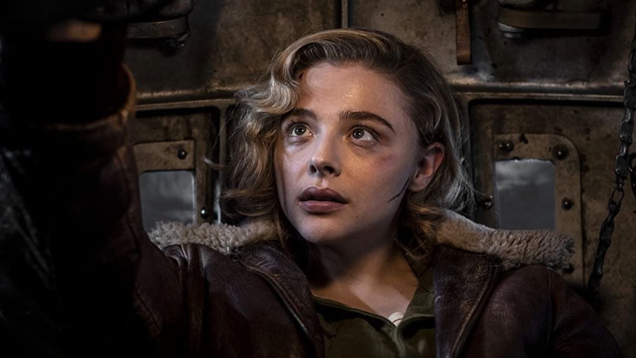 Kritik zu Shadow In The Cloud Feministischer MonsterFight im