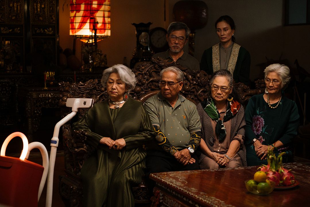 A Useful Ghost : Bild Mai Davika Hoorne