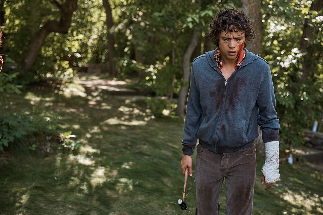 Die Alone : Bild Douglas Smith (III)