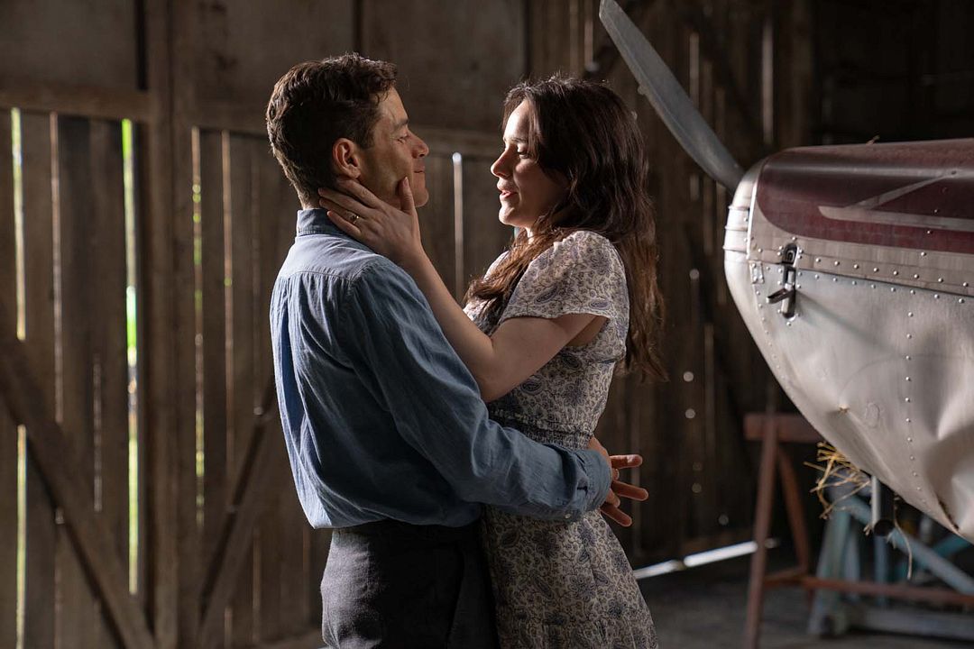 The Amateur : Bild Rachel Brosnahan, Rami Malek