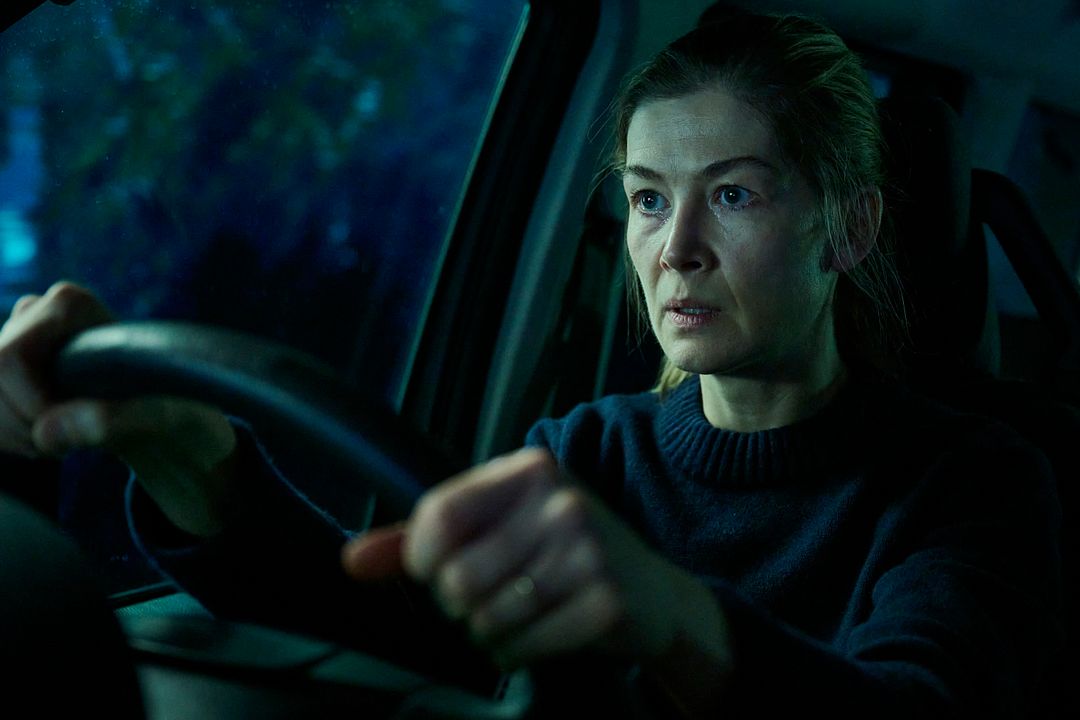 Hallow Road : Bild Rosamund Pike