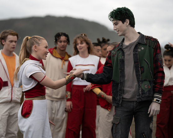 Zombies 4 - Dawn Of The Vampires : Bild Freya Skye, Milo Manheim