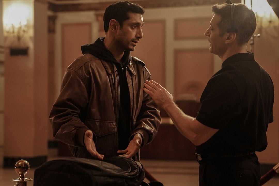 The Negotiator : Bild Riz Ahmed, Sam Worthington