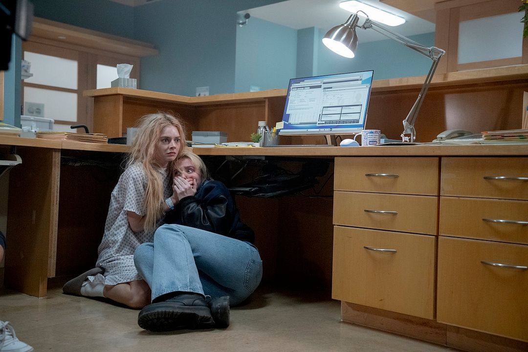 Ready Or Not 2 : Bild Kathryn Newton, Samara Weaving