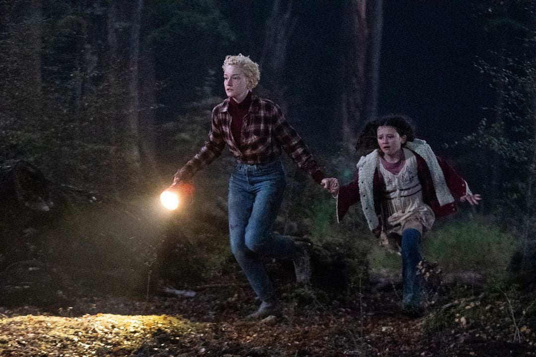 Wolf Man : Bild Julia Garner, Matilda Firth