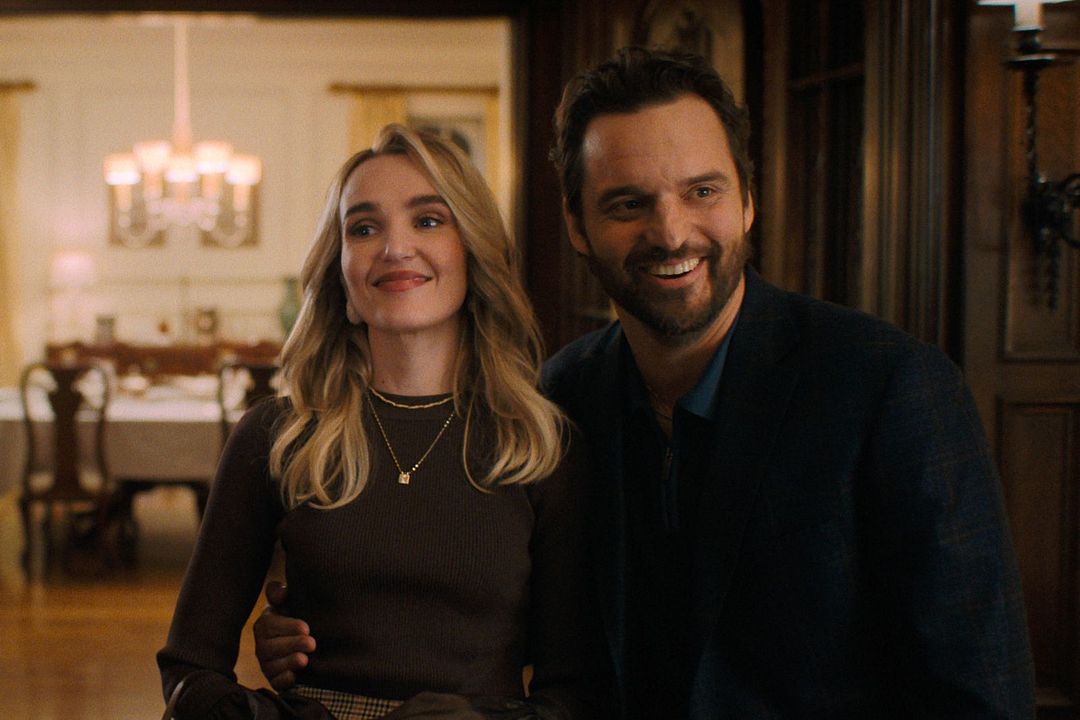 The Dink : Bild Jake Johnson, Chloe Fineman
