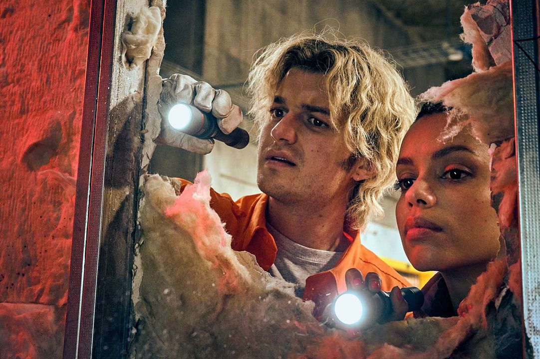 Cold Storage : Bild Georgina Campbell, Joe Keery