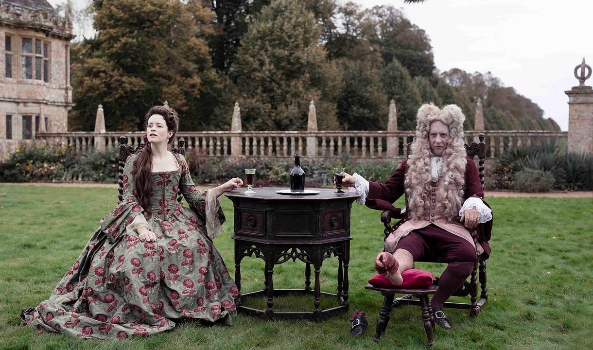 Savage House : Bild Claire Foy, Richard E. Grant