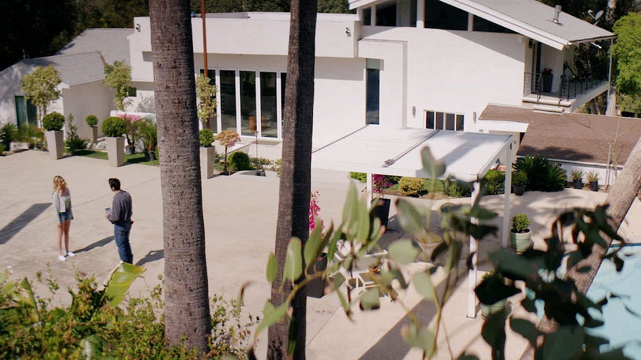 Private Property - Somebody's Always Watching : Bild