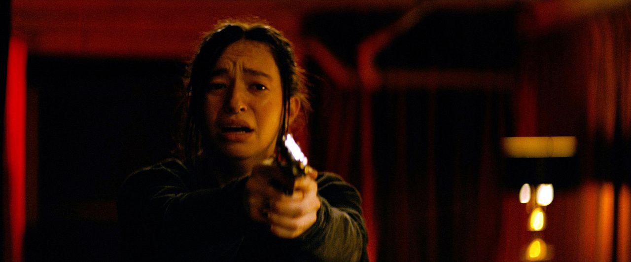 All Souls - Undercover and nowhere to run : Bild Mikey Madison