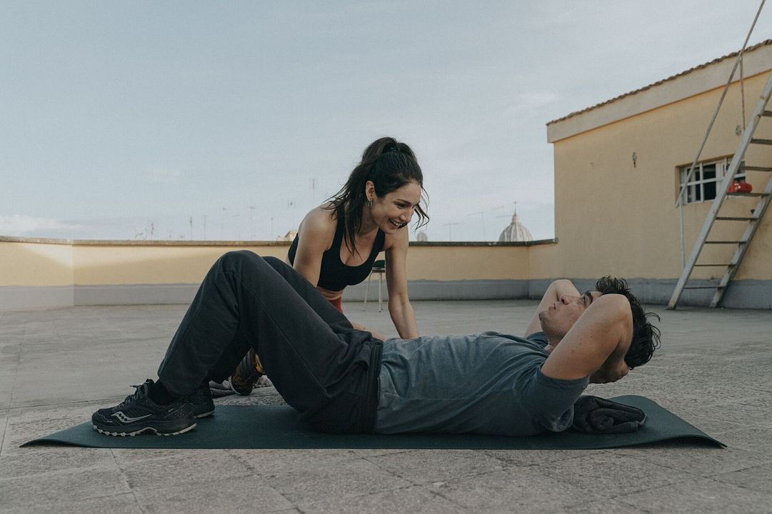 Close To Me : Bild Riccardo Scamarcio, Mariela Garriga