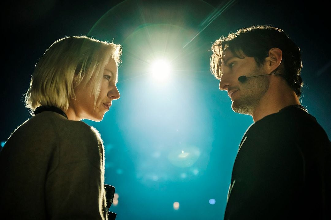 Guru : Bild Pierre Niney, Marion Barbeau