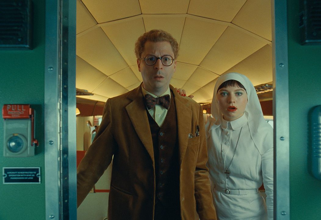 Der Phönizische Meisterstreich  : Bild Mia Threapleton, Michael Cera