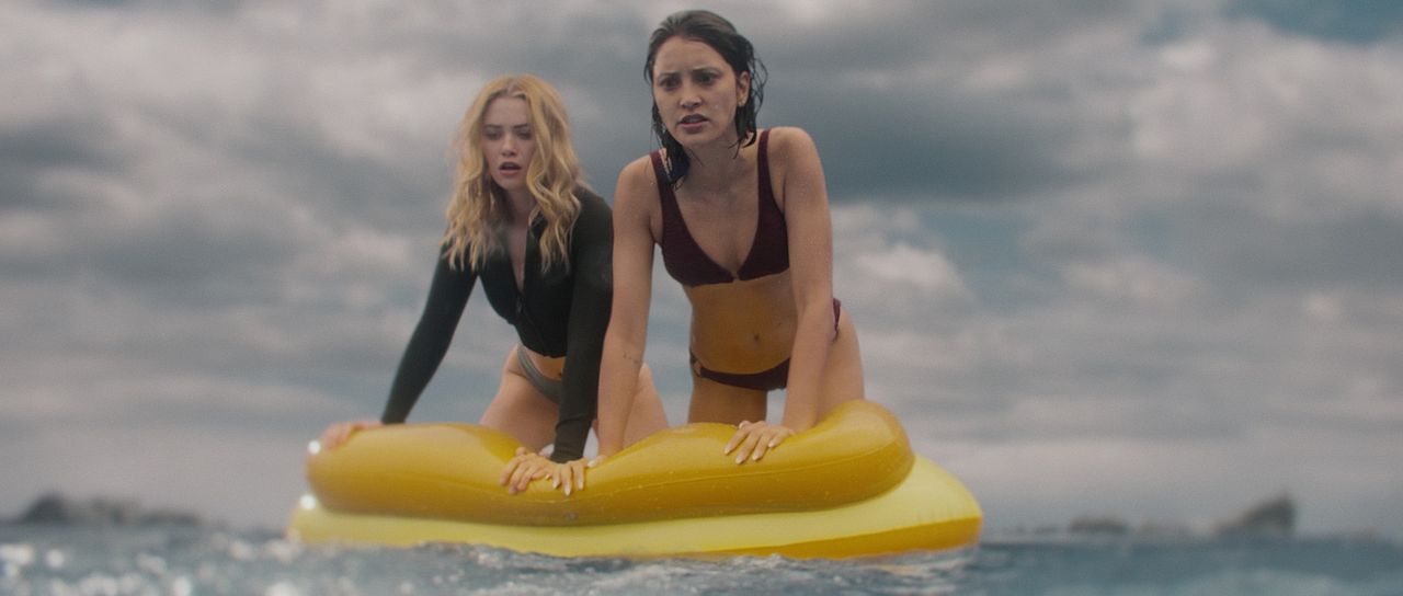 Killer Whale : Bild Melanie Jarnson, Virginia Gardner