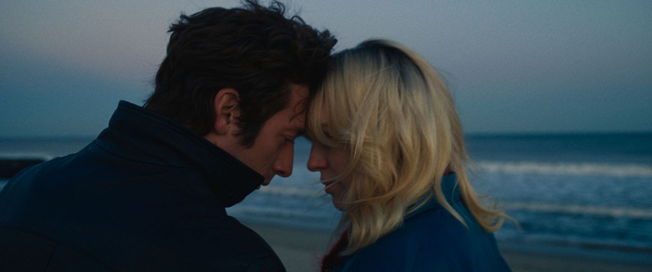 Springsteen: Deliver Me From Nowhere : Bild Jeremy Allen White, Odessa Young