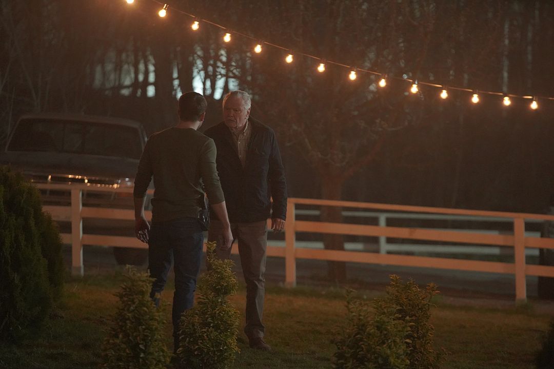 High Ground - Moralisch überlegen : Bild Jon Voight