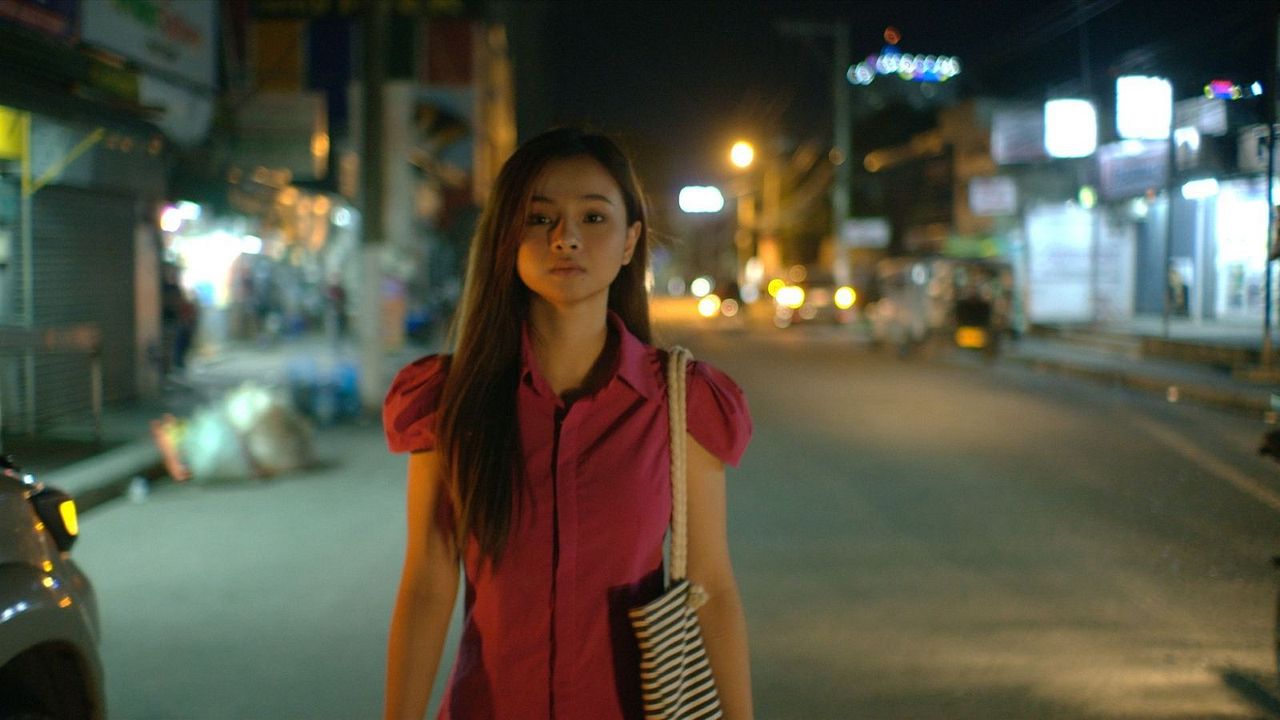 Burning Desire - Spiel mit dem Feuer : Bild Angeli Khang