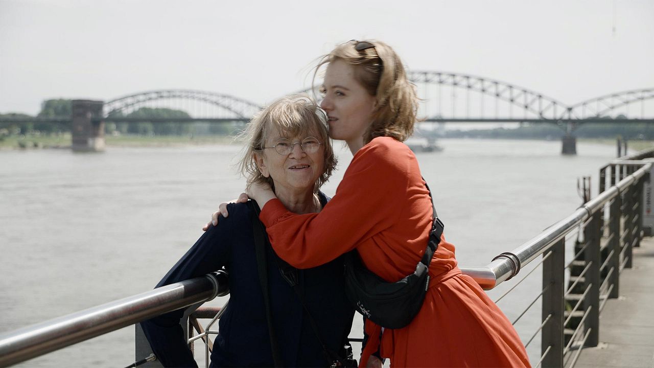 Anna & Oma : Bild Anna Bahß, Ingrid Bahß