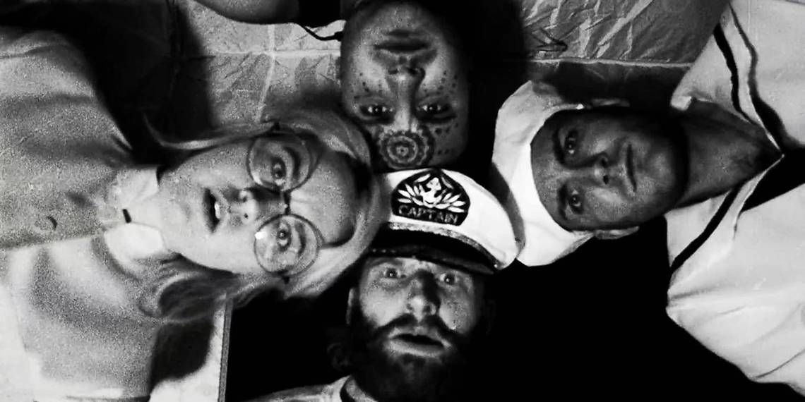 Lake Michigan Monster : Bild Ryland Brickson Cole Tews, Beulah Peters