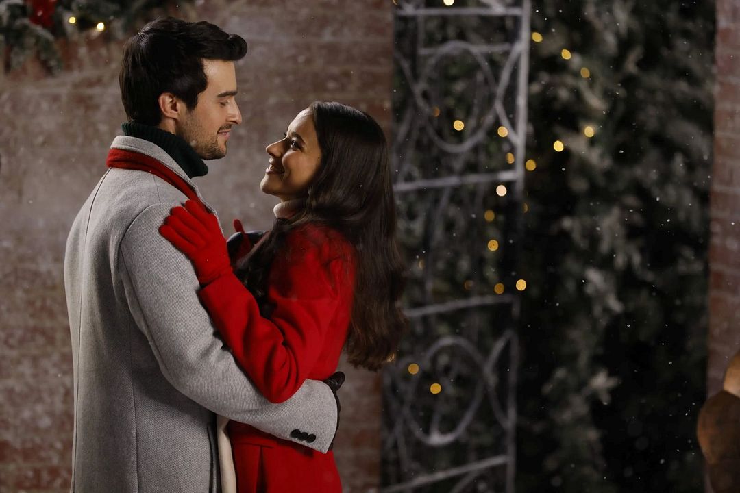 Ein Prinz zu Weihnachten - Verliebt im Winterwunderland : Bild Mitchell Bourke, Rhiannon Fish