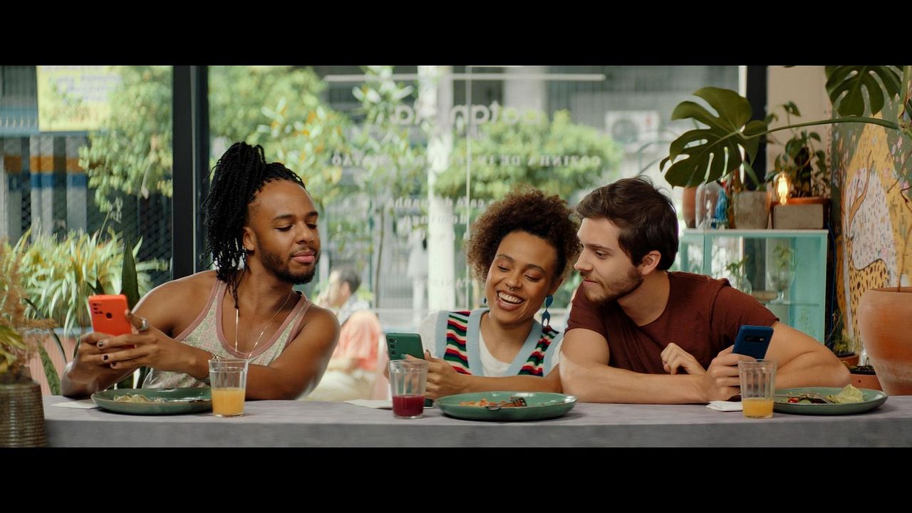 Perfect Endings : Bild Marcos Oli, Juliana Gerais