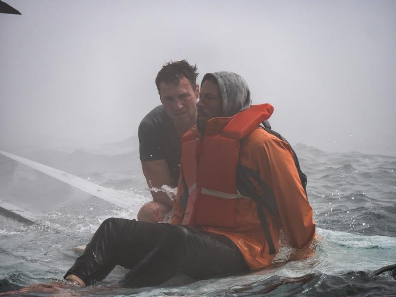 Not Without Hope : Bild Marshall Cook, Zachary Levi