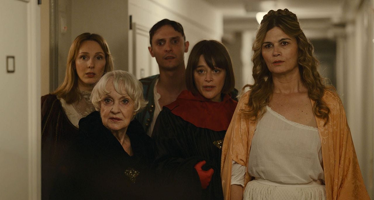 Comédie Française : Bild Pauline Clément, Julien Frison, Adeline D'Hermy, Marina Hands, Danièle Lebrun