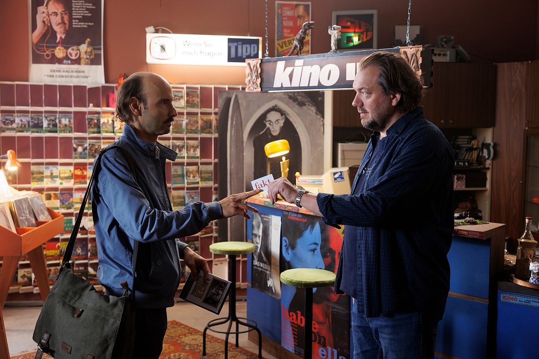 Der Held vom Bahnhof Friedrichstraße : Bild Leon Ullrich, Charly Hübner