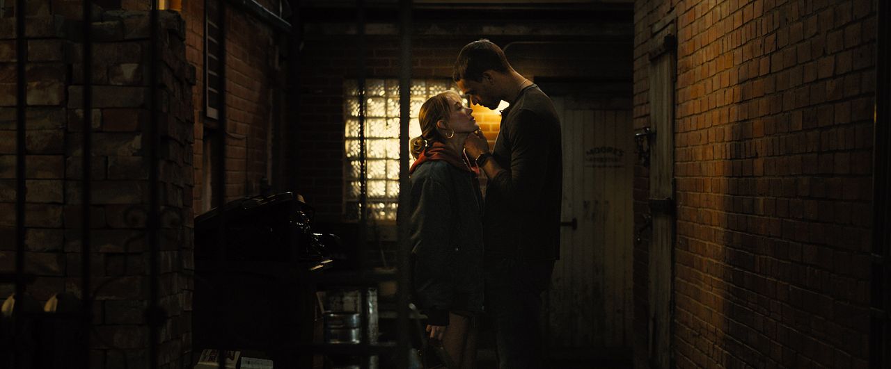 Für immer ein Teil von dir - Reminders Of Him : Bild Tyriq Withers, Maika Monroe