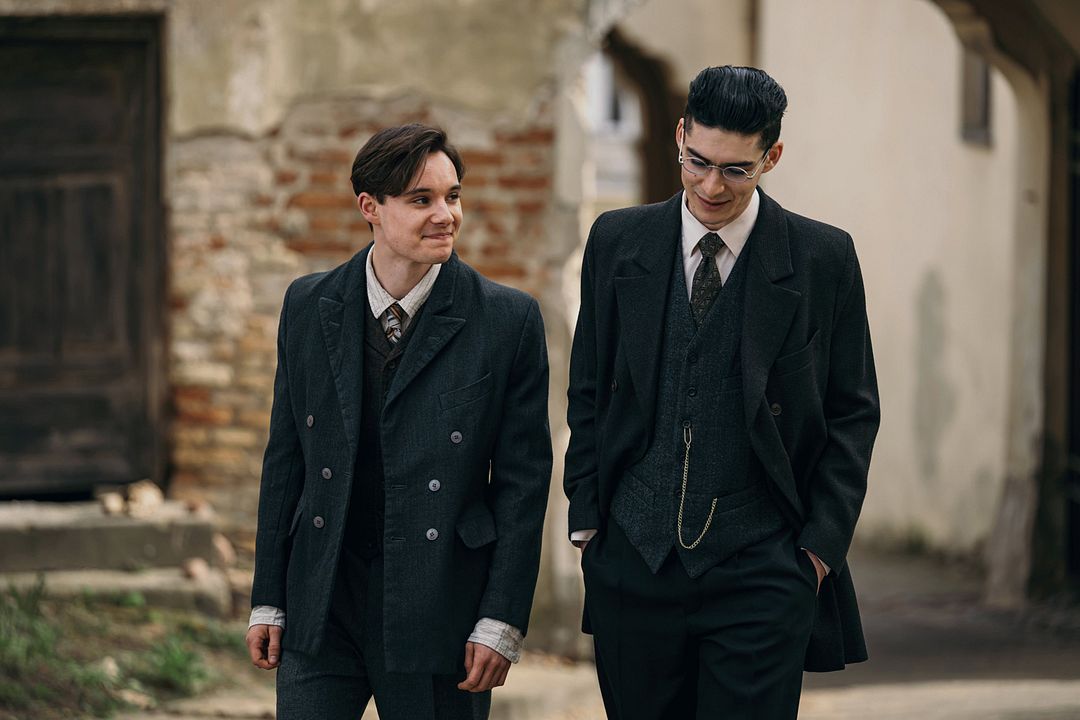 Wahrheit & Verrat - Truth & Treason : Bild