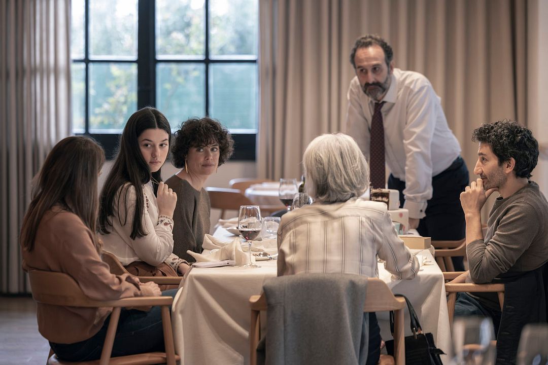 Sundays : Bild Blanca Soroa, Juan Minujin, Patricia López Arnaiz, Miguel Garcés