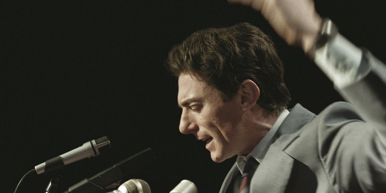 Enrico Berlinguer - La Grande Ambizione : Bild Elio Germano