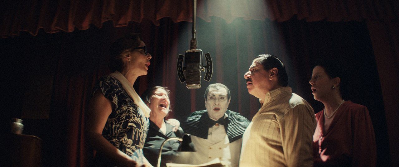 Narciso : Bild Arturo Fleitas, Belén Vierci, Marisa Cubero, Alberto Sanchez, Natalia Cálcena