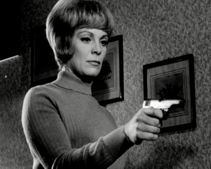 Ein Toter braucht kein Alibi : Bild Eva Pflug