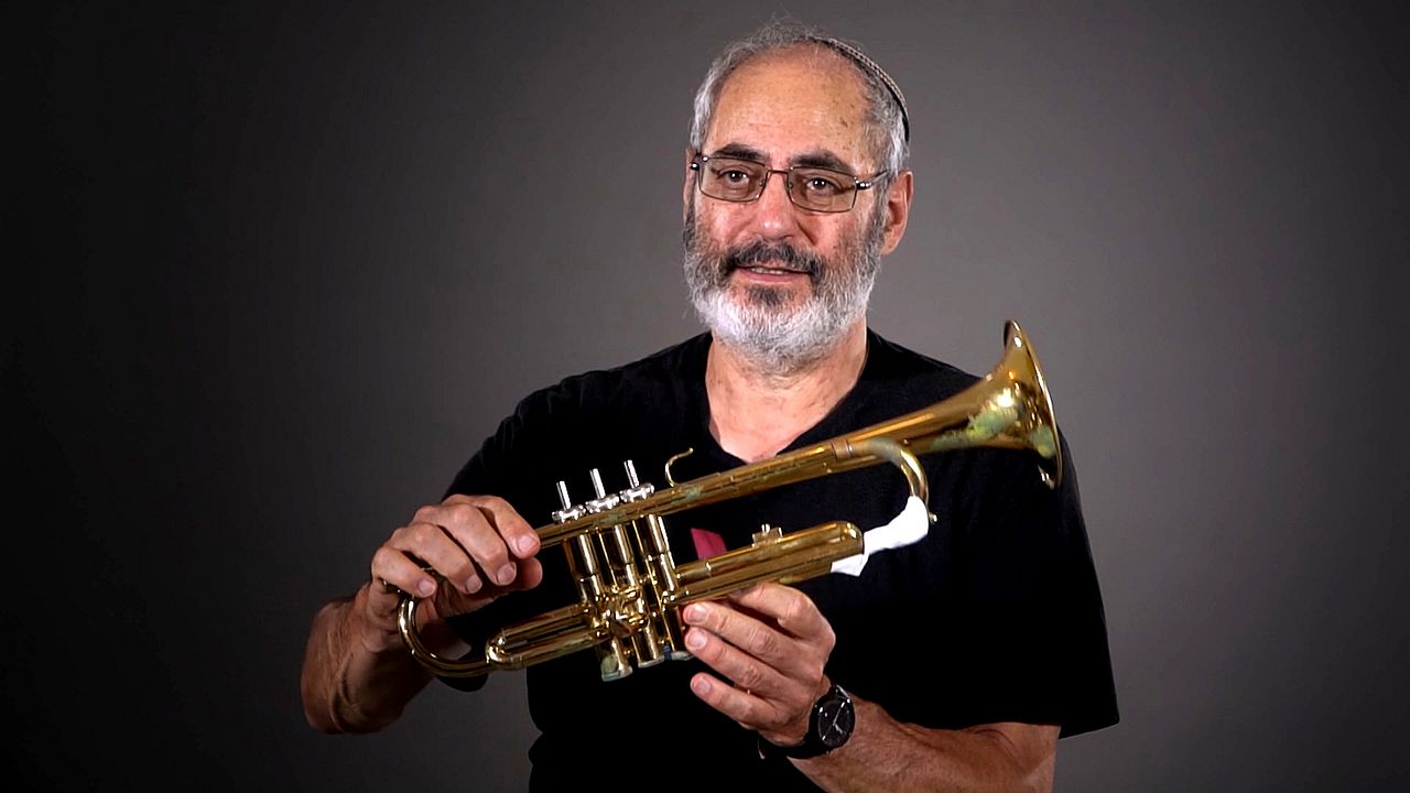 Das Orchester – That Orchestra With The Broken Instruments : Bild