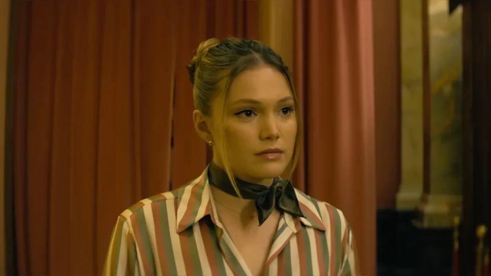 Jingle Bell Heist - Der große Weihnachtsraub : Bild Olivia Holt