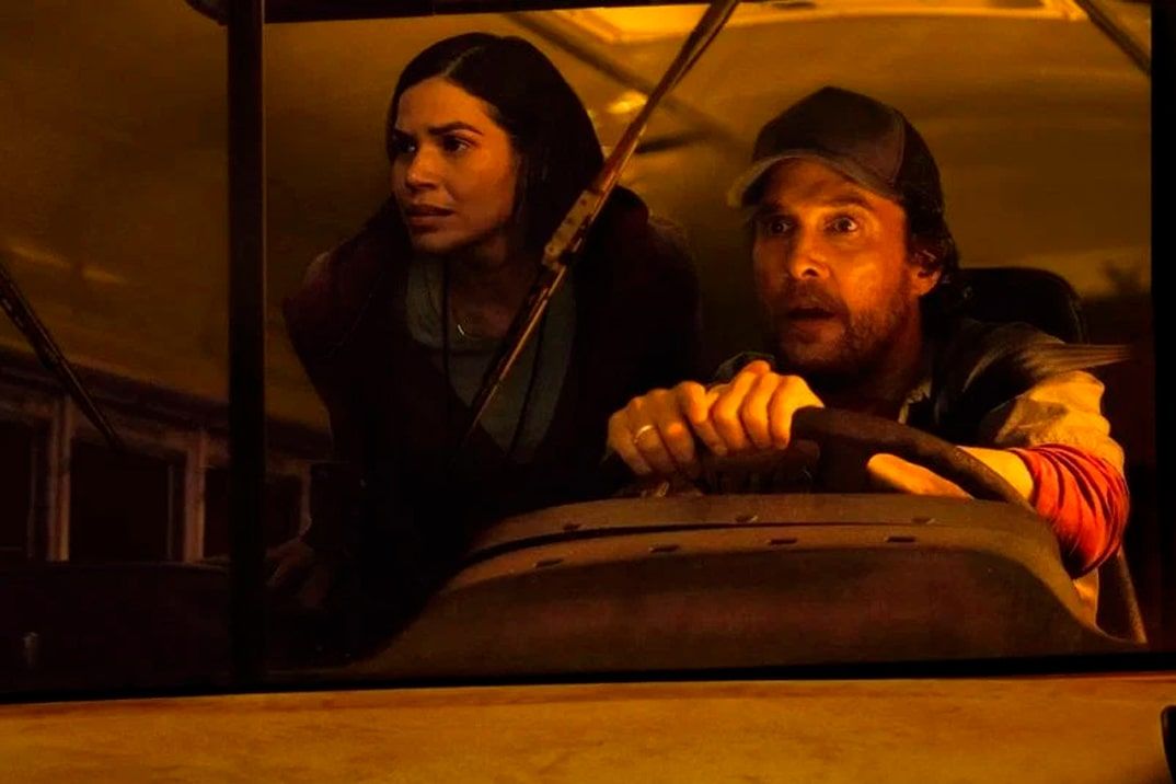 The Lost Bus : Bild Matthew McConaughey, America Ferrera