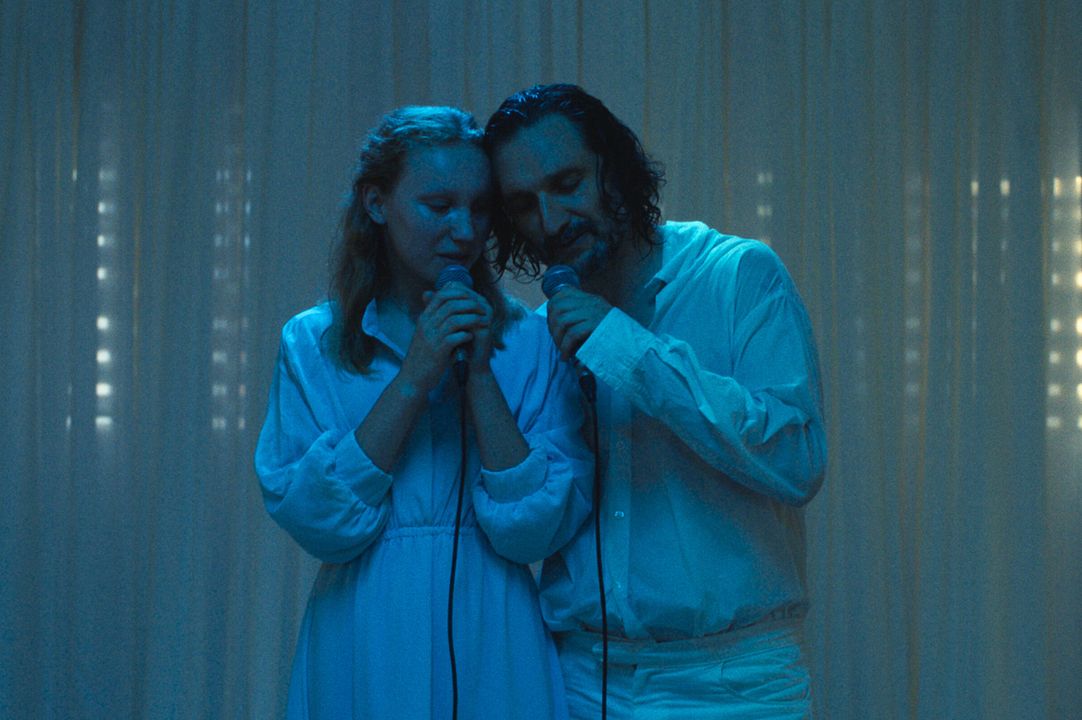 Transamazônia : Bild Jeremy Xido, Helena Zengel