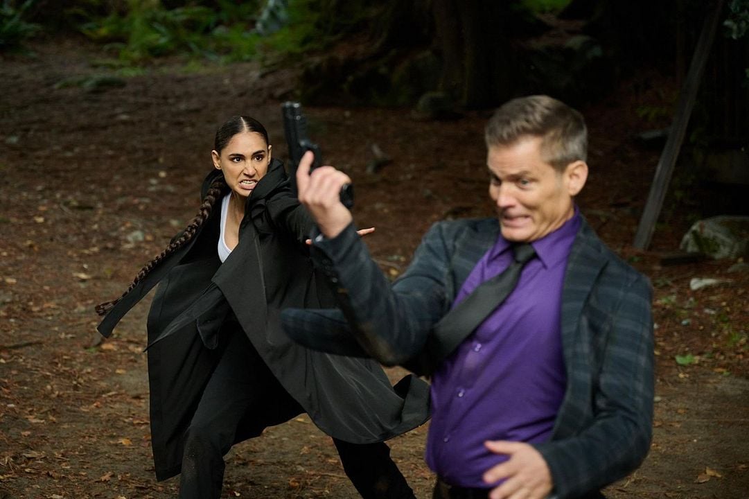 Ruthless Bastards : Bild Hasleen Kaur, Casper Van Dien