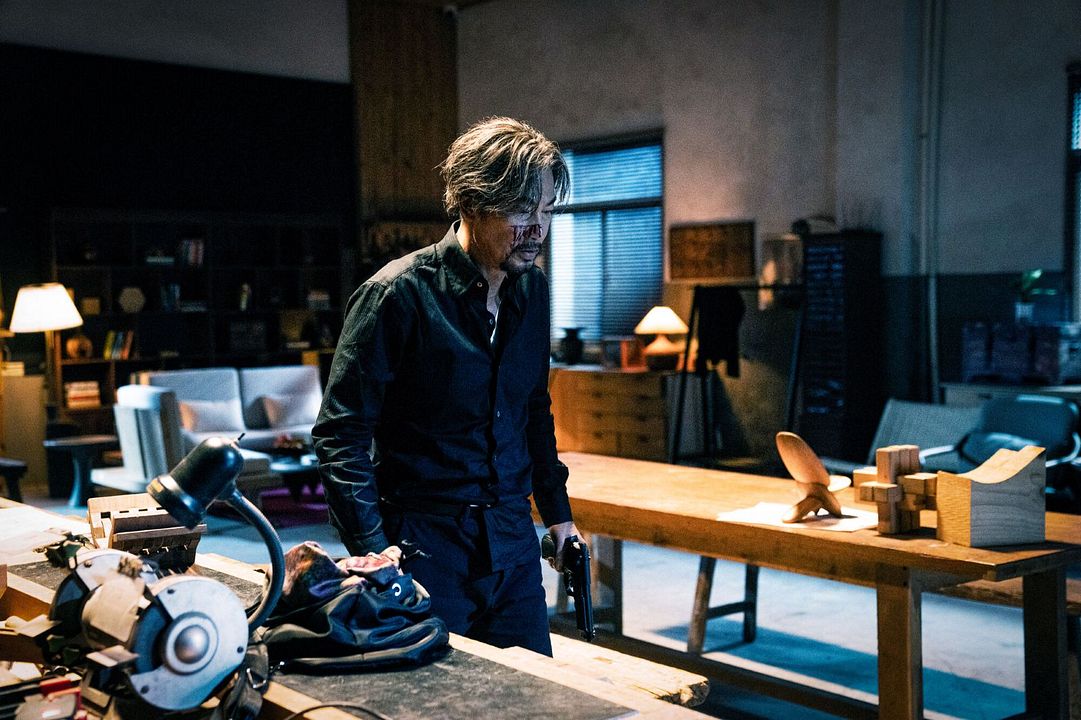 Never A Thief : Bild