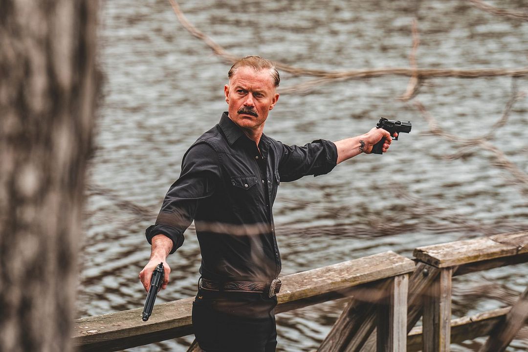 Violent Ends : Bild James Badge Dale