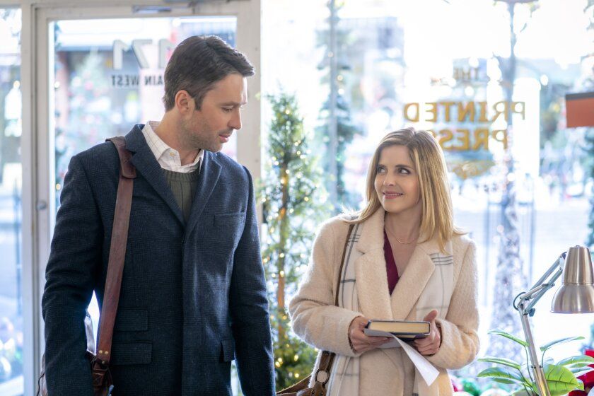 Angel Falls: Eine Bilderbuch-Weihnacht : Bild