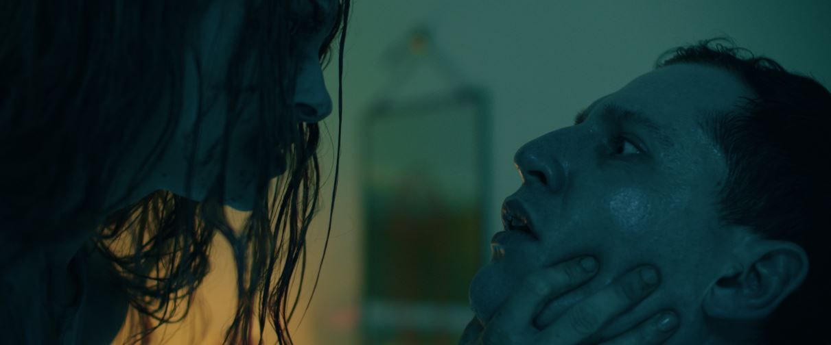 The Crucifix : Bild Hannaj Bang Bendz, Nicholas Anscombe