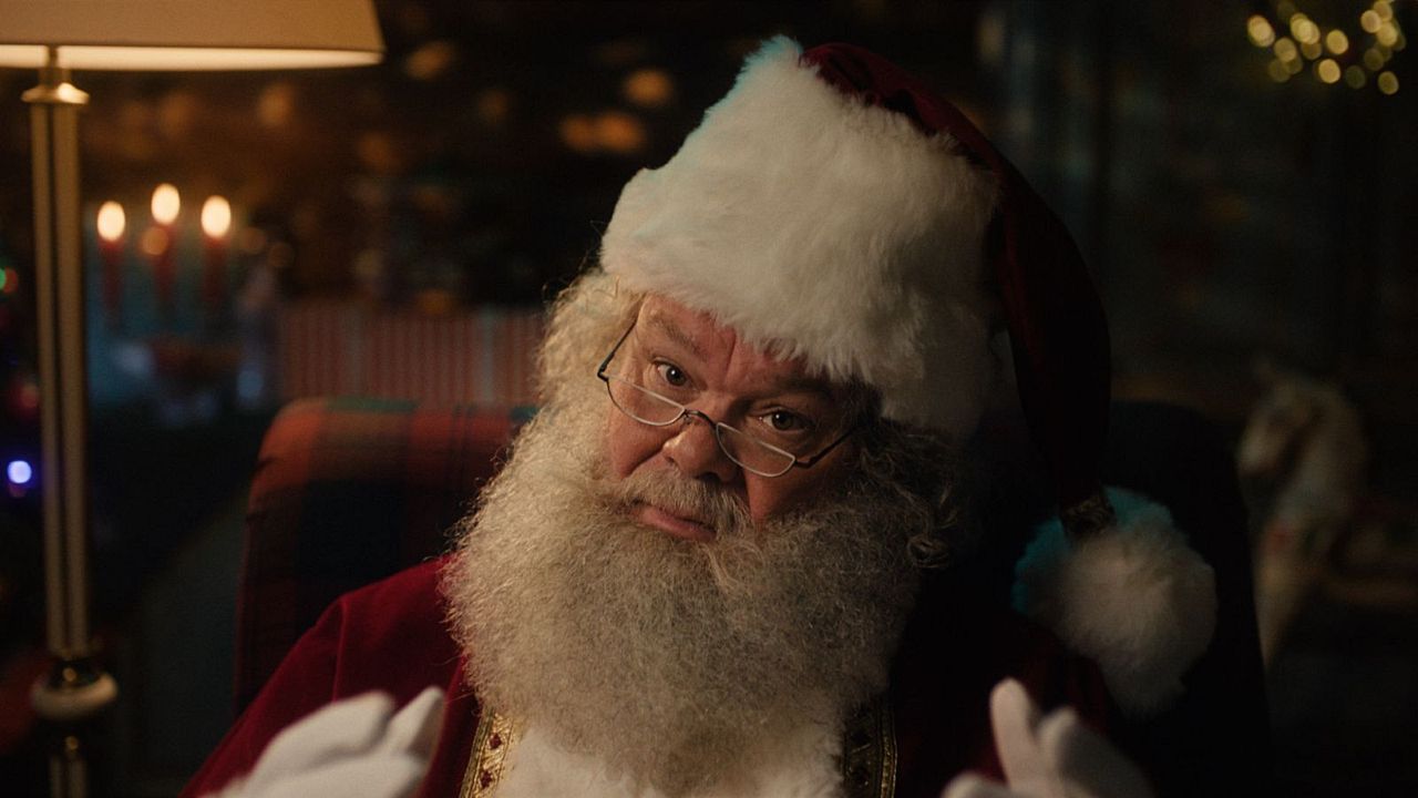 This Is Not A Christmas Movie : Bild Paul de Leeuw