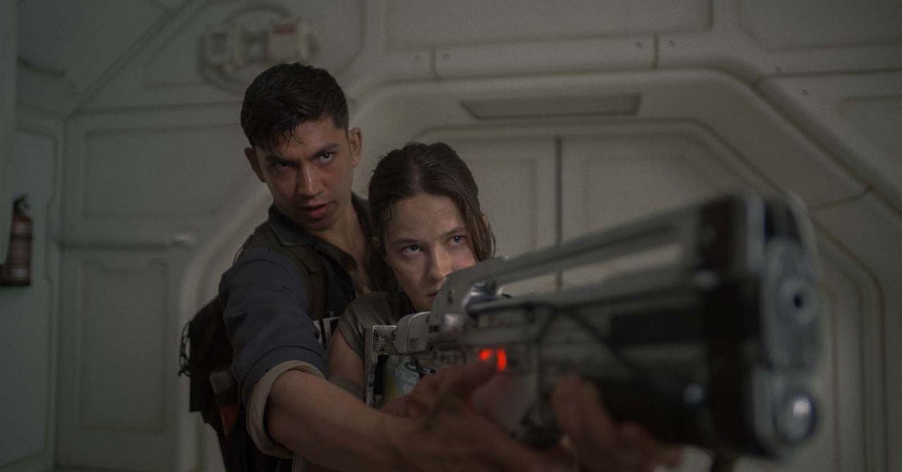 Alien: Romulus : Bild Cailee Spaeny, Archie Renaux