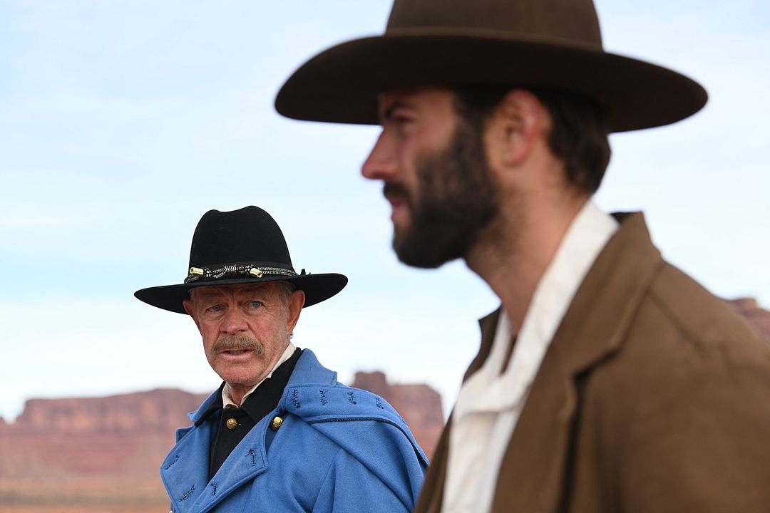 Frontier Crucible - Land der Gesetzlosen : Bild Myles Clohessy, William H. Macy