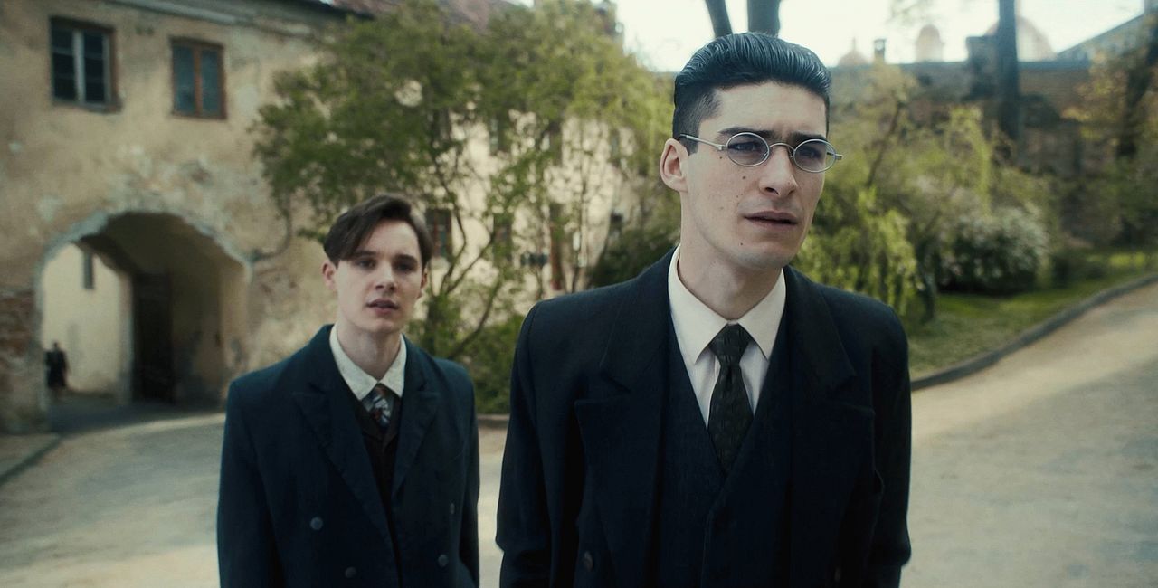 Wahrheit & Verrat - Truth & Treason : Bild